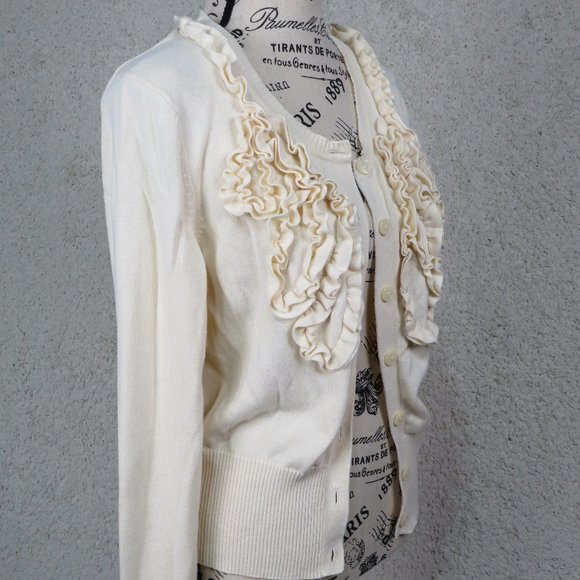 Van Heusen*Women's Long Sleeve Button Down Ruffled Design Cardigan Sweater~Small - Picture 2 of 9
